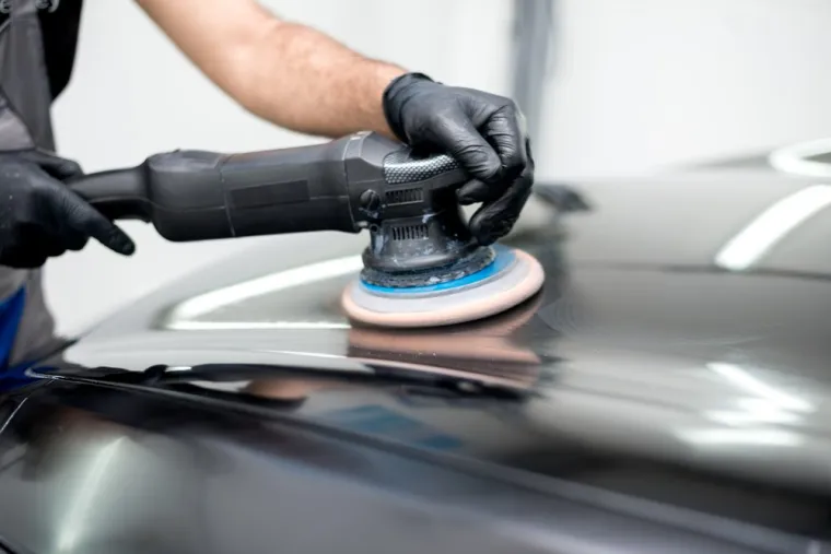 Réparation de grosses rayures sur carrosserie de voiture noir, Le Port, IMA TINT